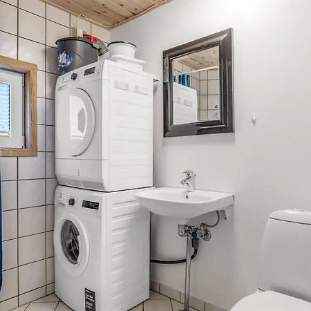 Helrun - 800m From The Sea By Interhome Hejls